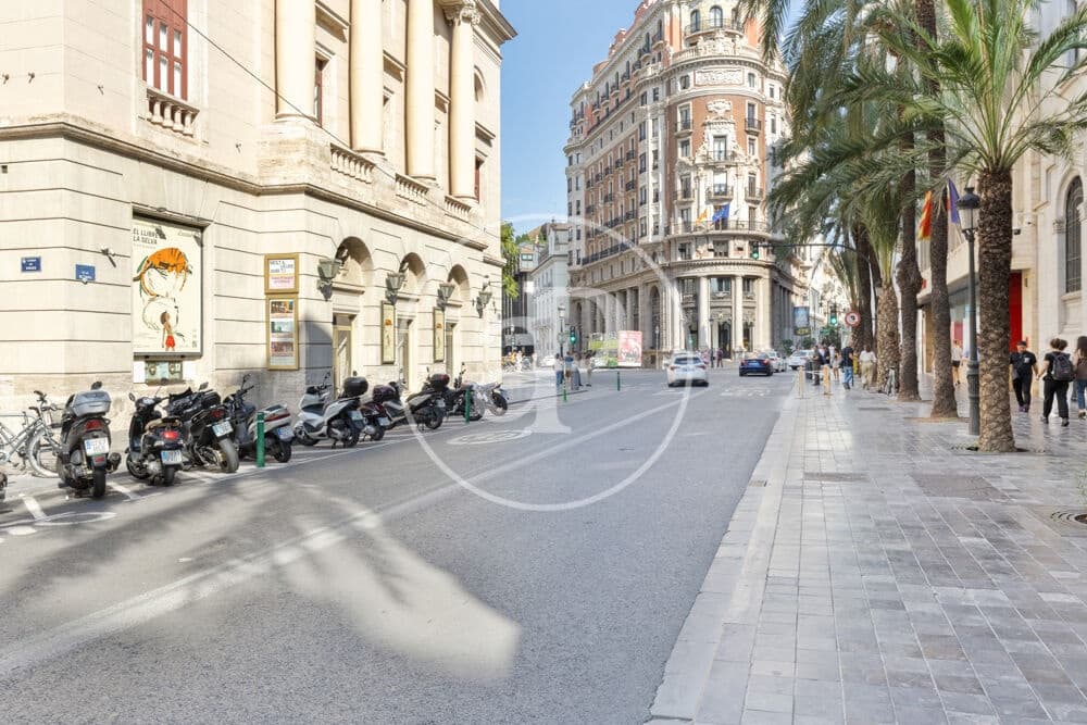 2 quarto Apartamento para arrendar em Valencia cidade - 1 300 € (Ref: 9551636)