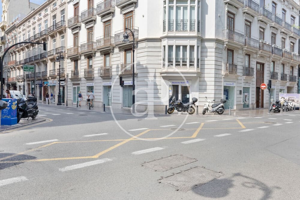 2 quarto Apartamento para arrendar em Valencia cidade - 1 300 € (Ref: 9551636)
