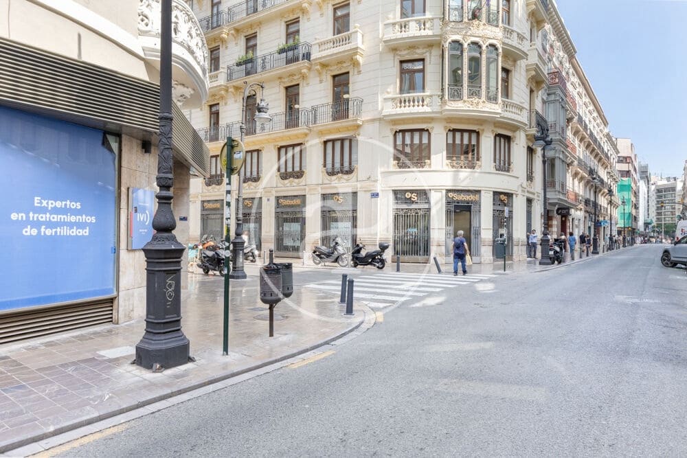 2 quarto Apartamento para arrendar em Valencia cidade - 1 300 € (Ref: 9551636)