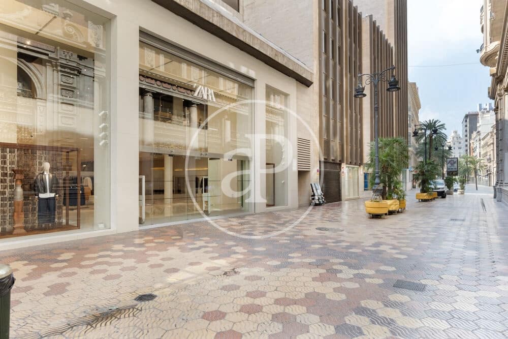 2 quarto Apartamento para arrendar em Valencia cidade - 1 300 € (Ref: 9551636)