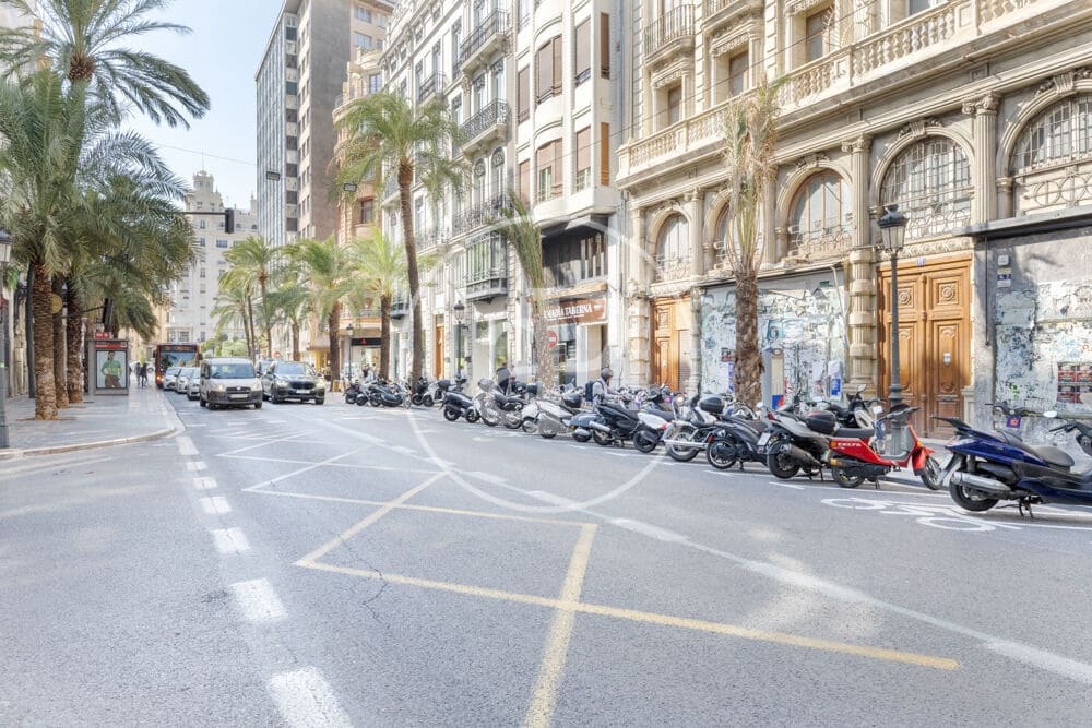 2 quarto Apartamento para arrendar em Valencia cidade - 1 300 € (Ref: 9551636)