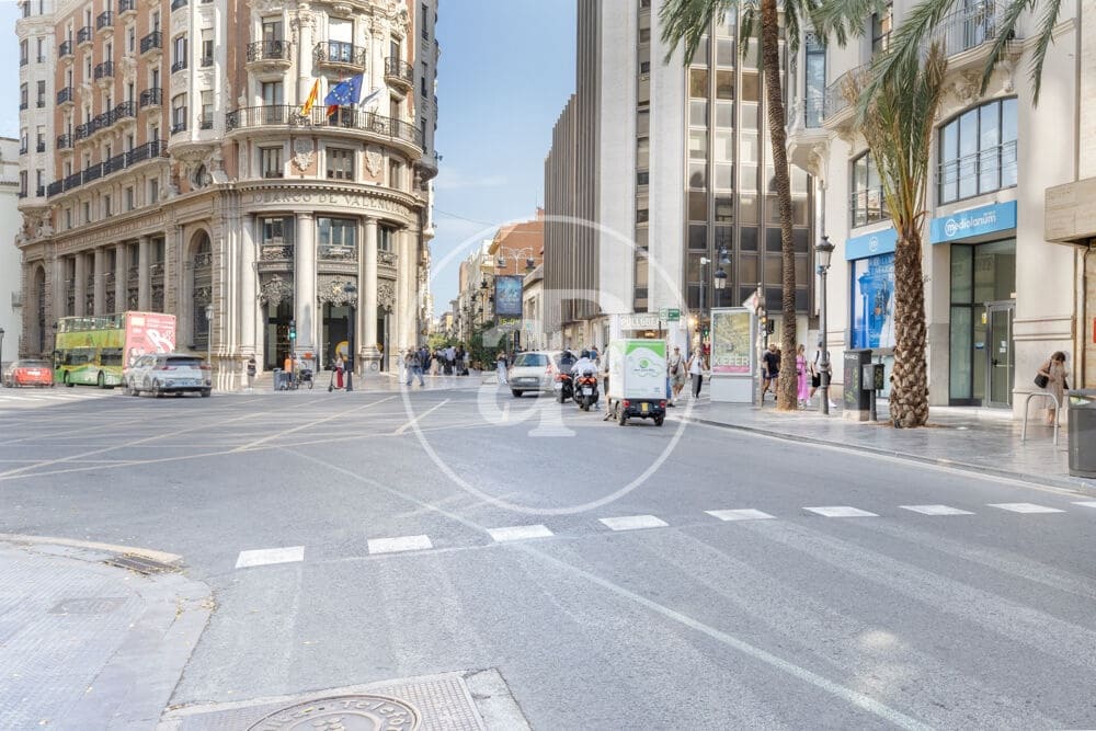 2 quarto Apartamento para arrendar em Valencia cidade - 1 300 € (Ref: 9551636)