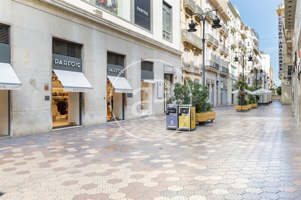 2 quarto Apartamento para arrendar em Valencia cidade - 1 300 € (Ref: 9551636)