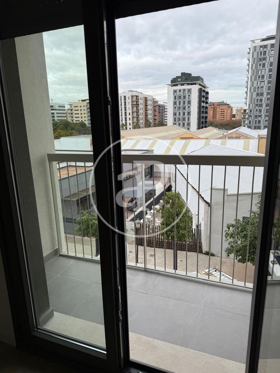 2 sypialnia Apartament do wynajęcia w Miasto Walencja z basenem - 1 500 € (Ref: 9551638)