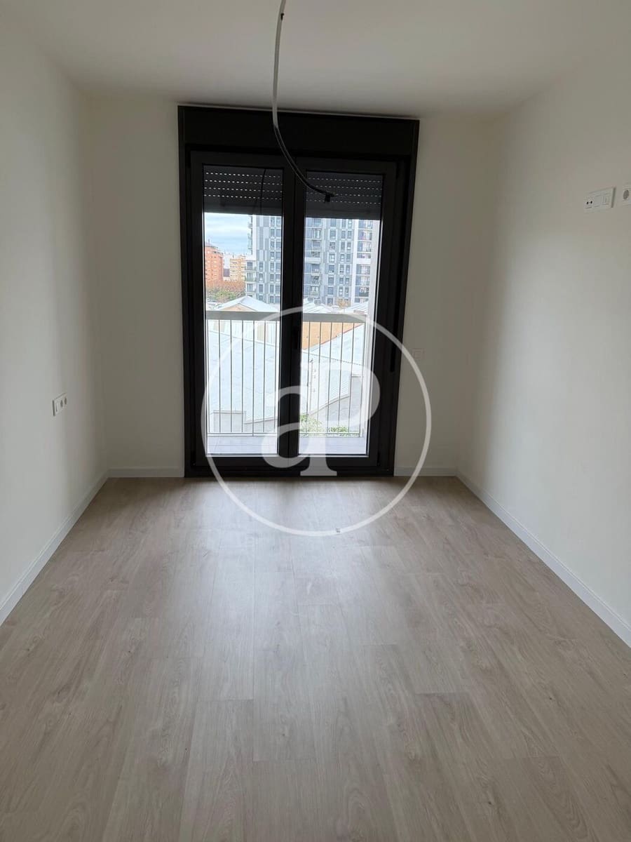 2 sypialnia Apartament do wynajęcia w Miasto Walencja z basenem - 1 500 € (Ref: 9551638)