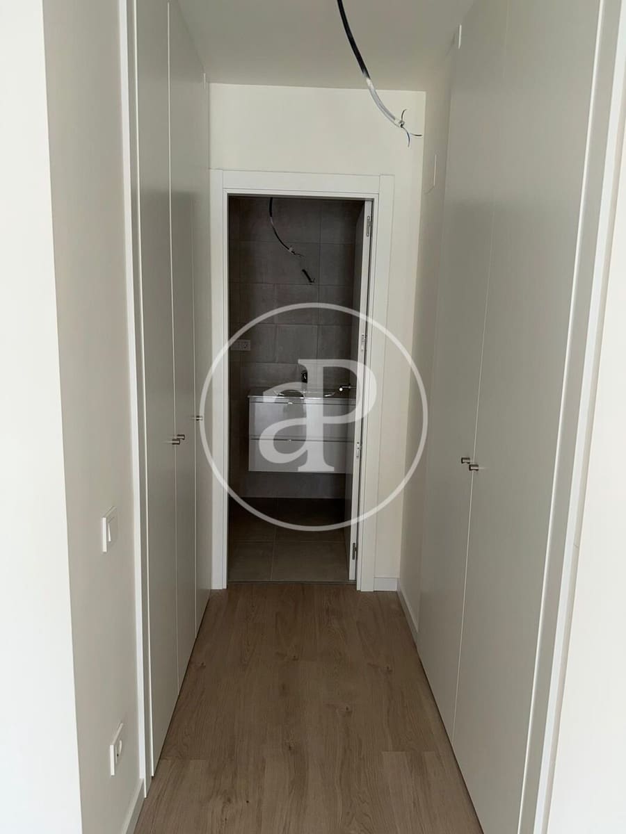 2 sypialnia Apartament do wynajęcia w Miasto Walencja z basenem - 1 500 € (Ref: 9551638)