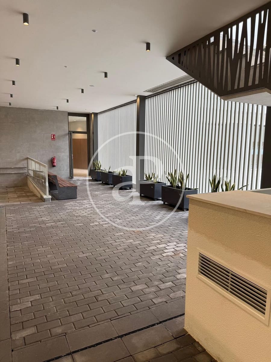 2 sypialnia Apartament do wynajęcia w Miasto Walencja z basenem - 1 500 € (Ref: 9551638)