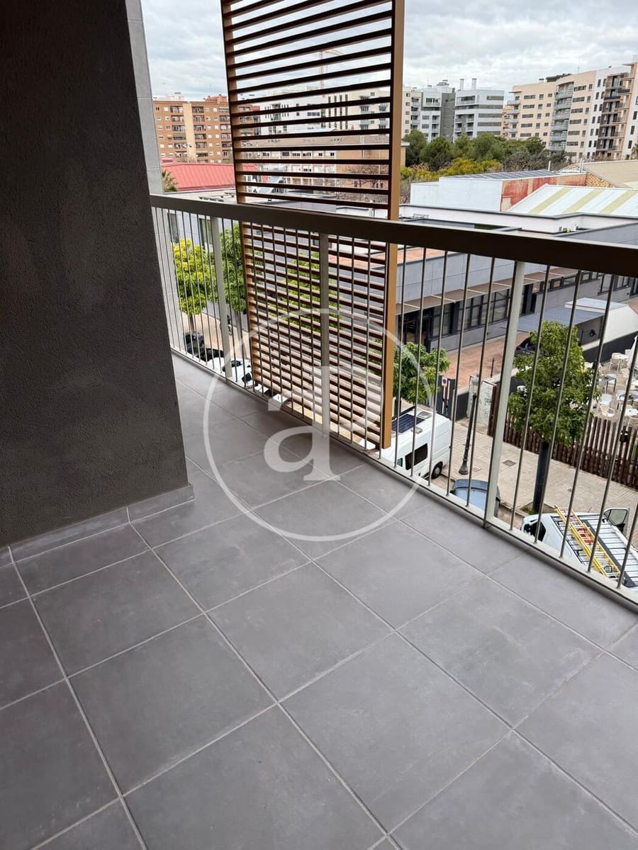 2 sypialnia Apartament do wynajęcia w Miasto Walencja z basenem - 1 500 € (Ref: 9551638)