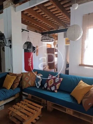 1 soverom Penthouse til leie i La Gran Via, Valencia by - € 1 200 (Ref: 9551639)