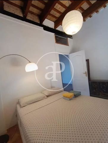 1 soverom Penthouse til leie i La Gran Via, Valencia by - € 1 200 (Ref: 9551639)