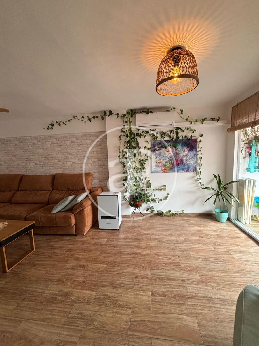 3 bedroom Apartment for sale in Valencia city - € 350,000 (Ref: 9551640)