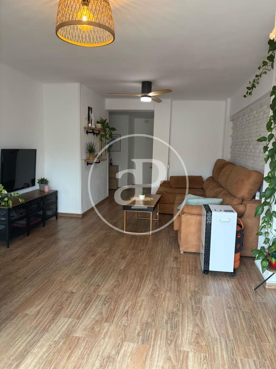 3 bedroom Apartment for sale in Valencia city - € 350,000 (Ref: 9551640)