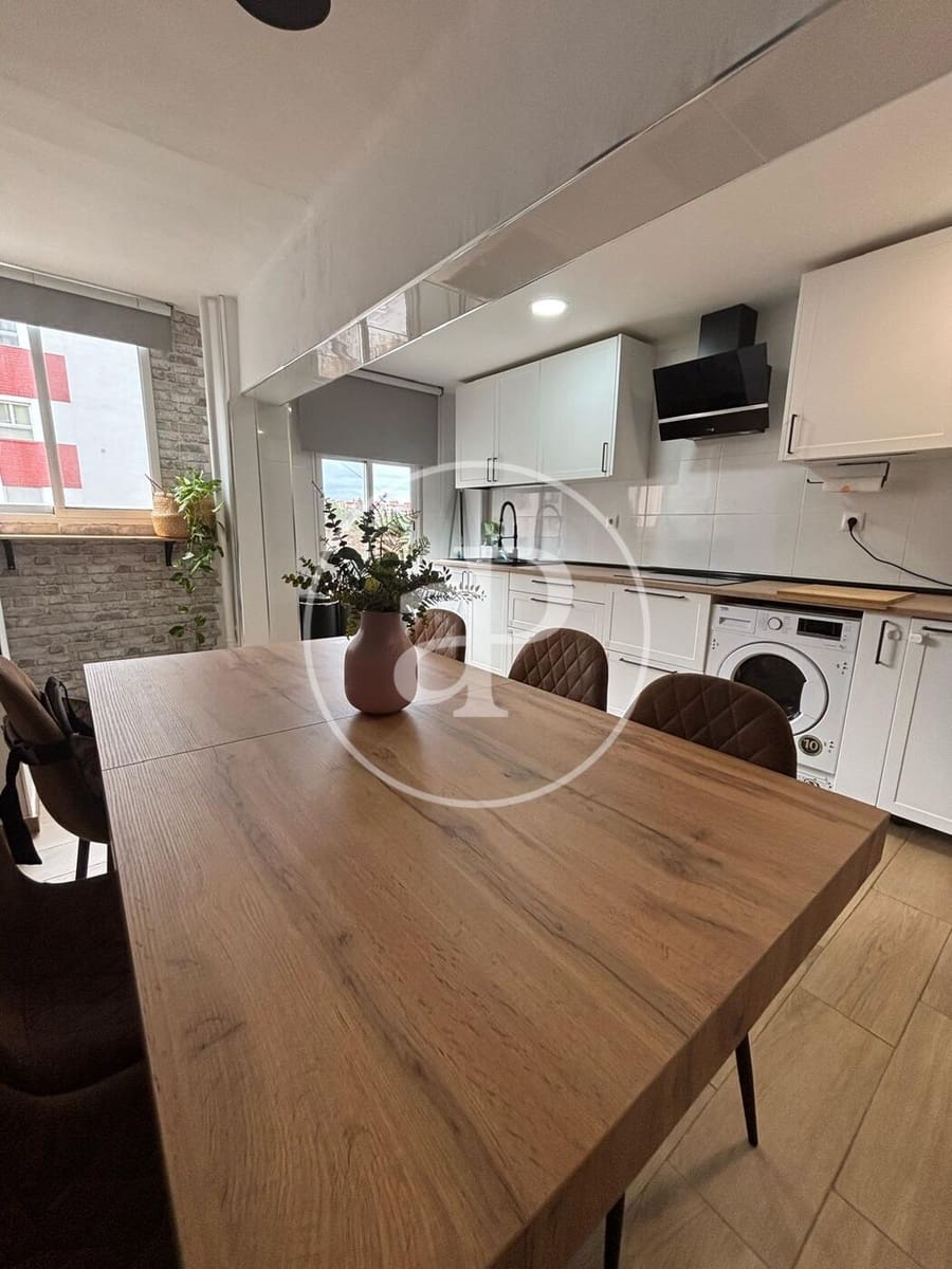 3 bedroom Apartment for sale in Valencia city - € 350,000 (Ref: 9551640)