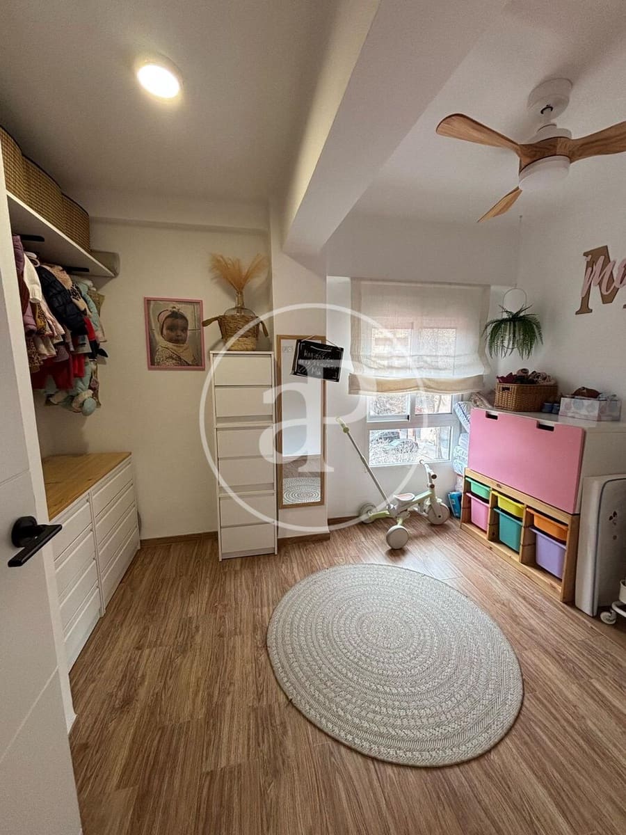 3 bedroom Apartment for sale in Valencia city - € 350,000 (Ref: 9551640)