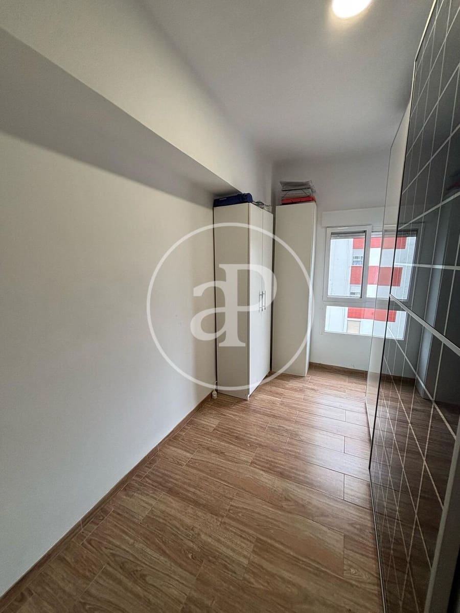 3 bedroom Apartment for sale in Valencia city - € 350,000 (Ref: 9551640)