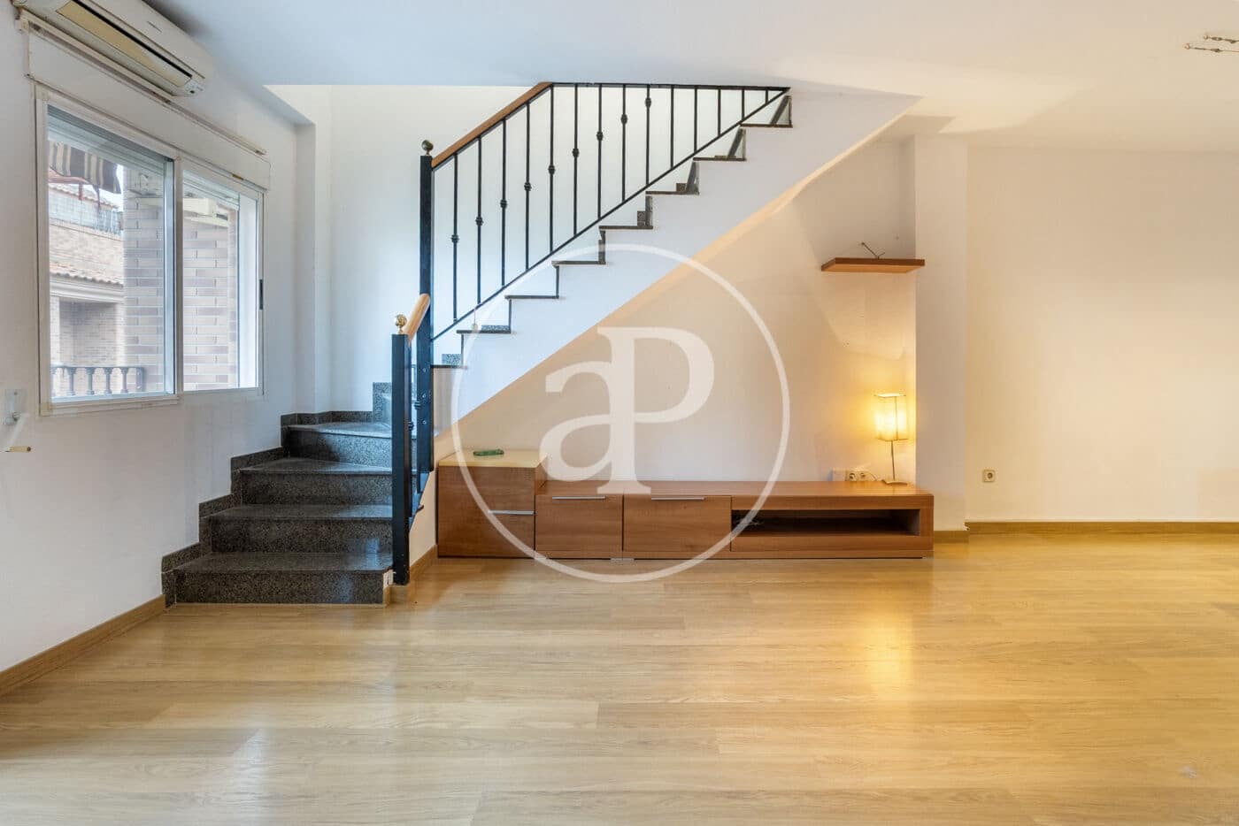 3 soverom Leilighet til leie i La Pobla de Vallbona - € 1 300 (Ref: 9555954)