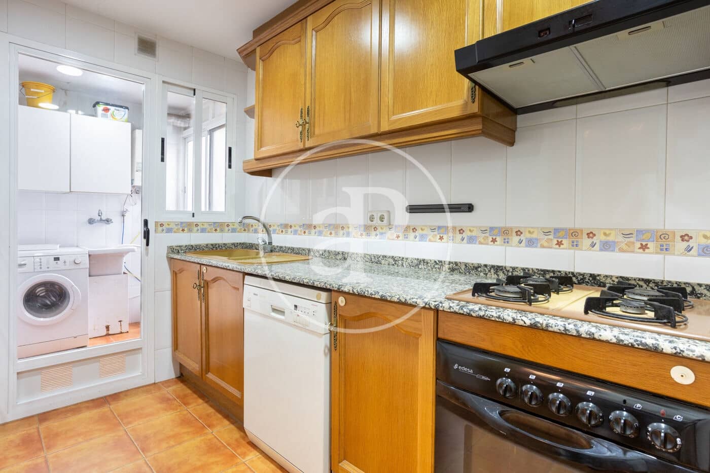 3 soverom Leilighet til leie i La Pobla de Vallbona - € 1 300 (Ref: 9555954)