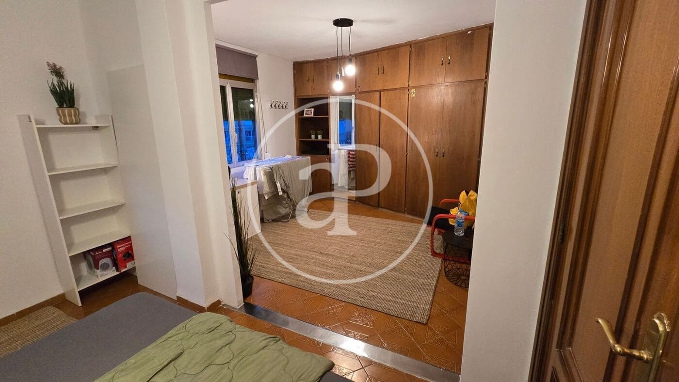 2 makuuhuone Huoneisto vuokrattavana paikassa Valencia kaupunki - 1 300 € (Ref: 9555956)