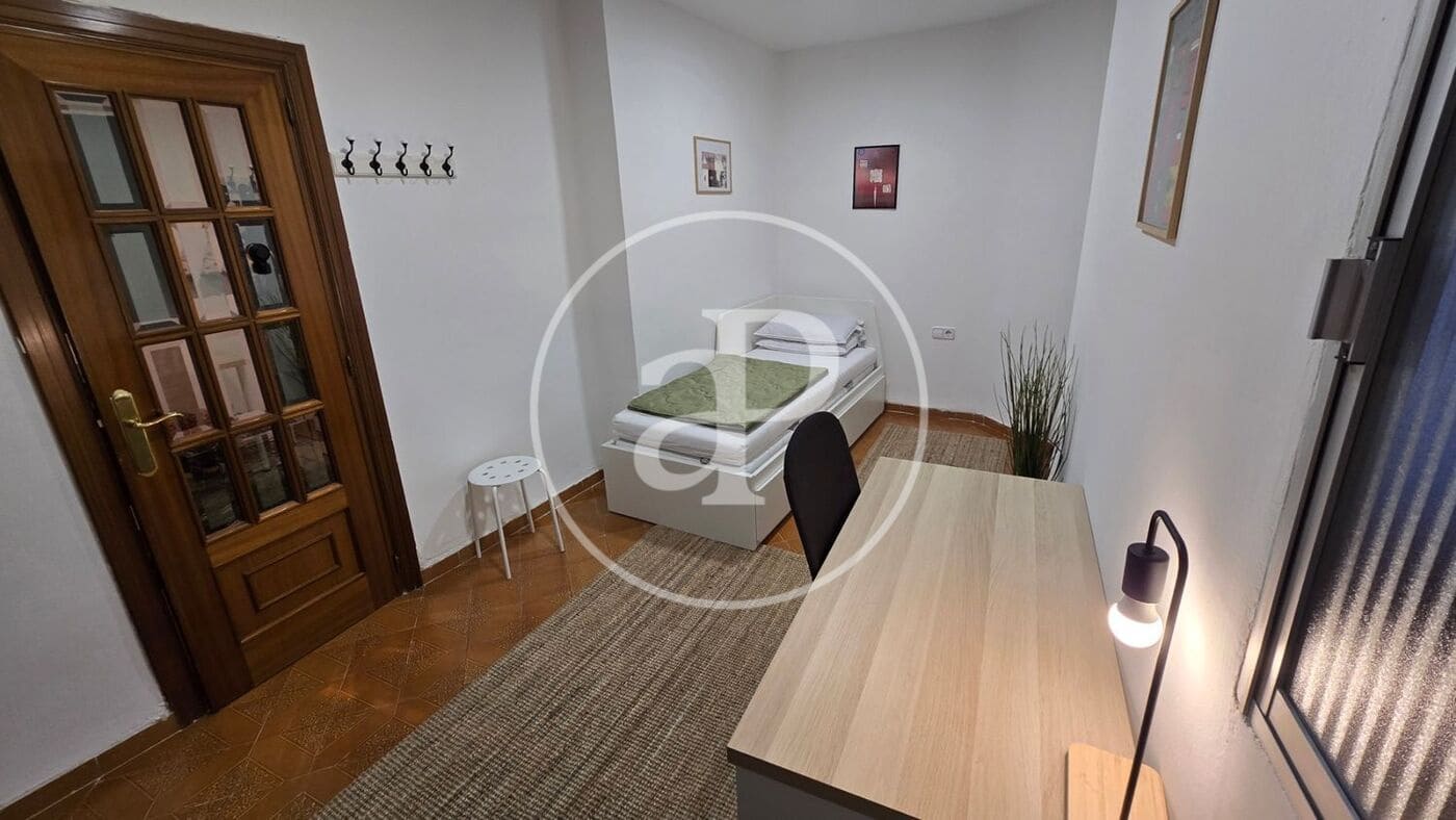 2 makuuhuone Huoneisto vuokrattavana paikassa Valencia kaupunki - 1 300 € (Ref: 9555956)