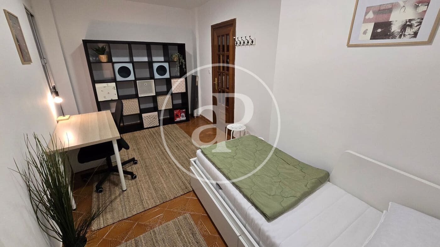 2 makuuhuone Huoneisto vuokrattavana paikassa Valencia kaupunki - 1 300 € (Ref: 9555956)