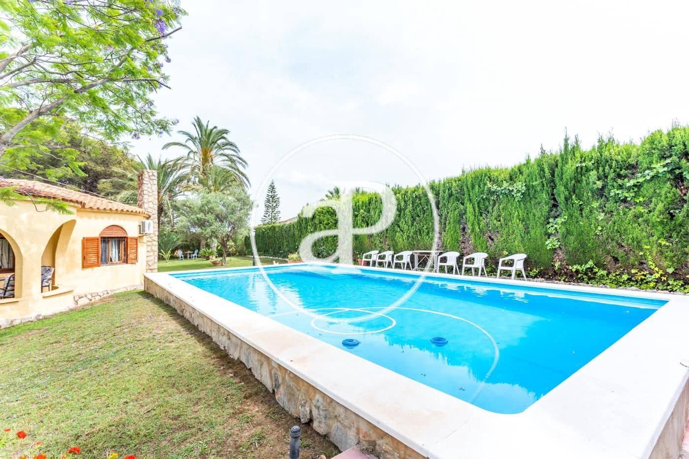 5 quarto Moradia para arrendar em Turis com piscina - 2 500 € (Ref: 9555960)