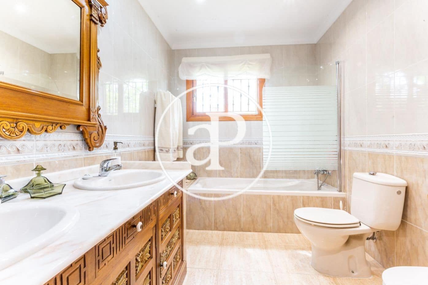 5 quarto Moradia para arrendar em Turis com piscina - 2 500 € (Ref: 9555960)