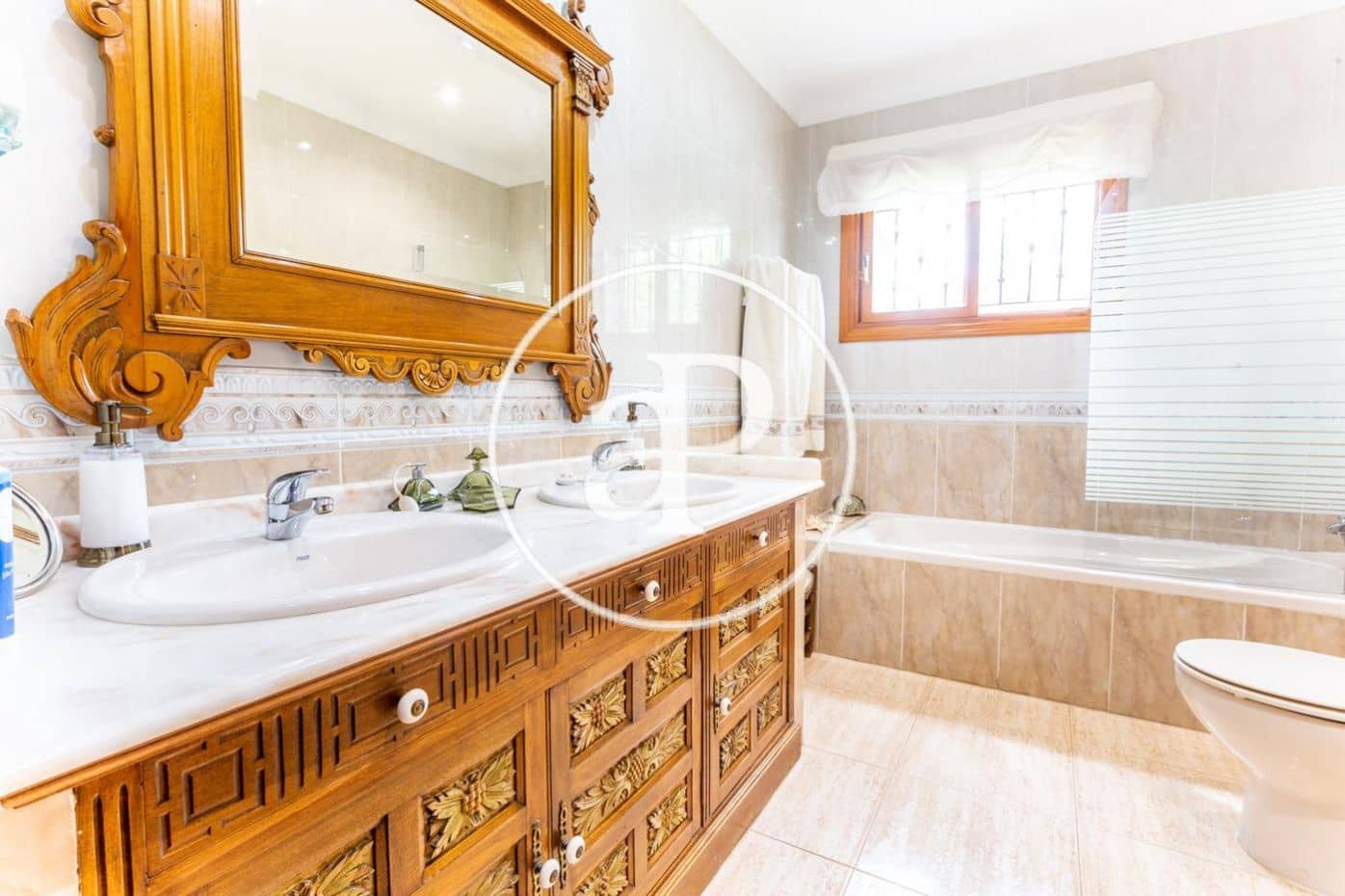 5 quarto Moradia para arrendar em Turis com piscina - 2 500 € (Ref: 9555960)