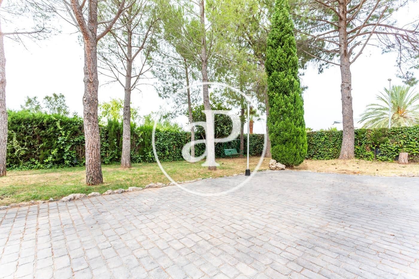 5 quarto Moradia para arrendar em Turis com piscina - 2 500 € (Ref: 9555960)