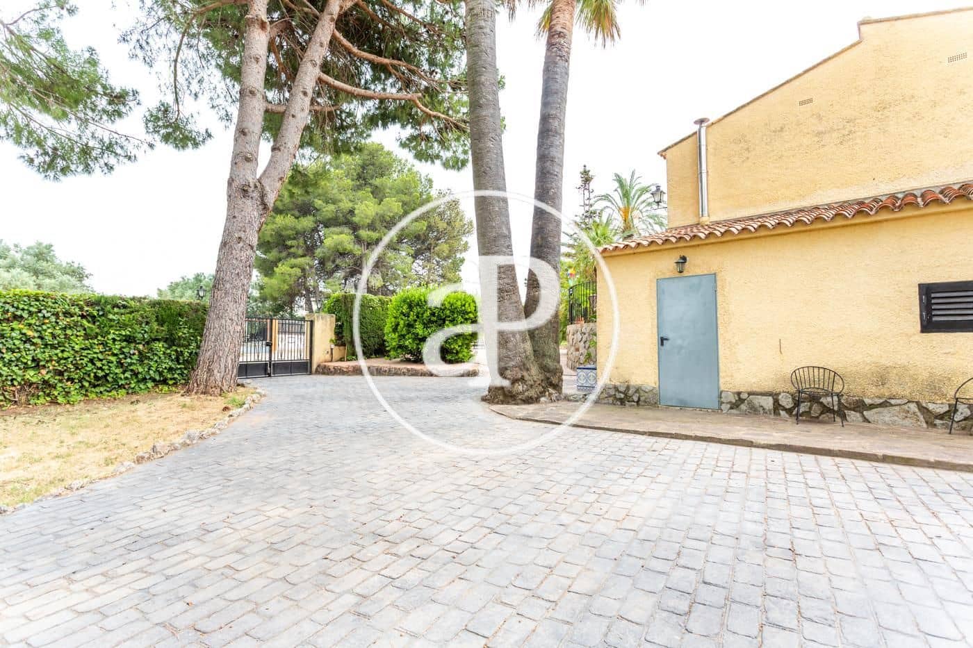 5 quarto Moradia para arrendar em Turis com piscina - 2 500 € (Ref: 9555960)