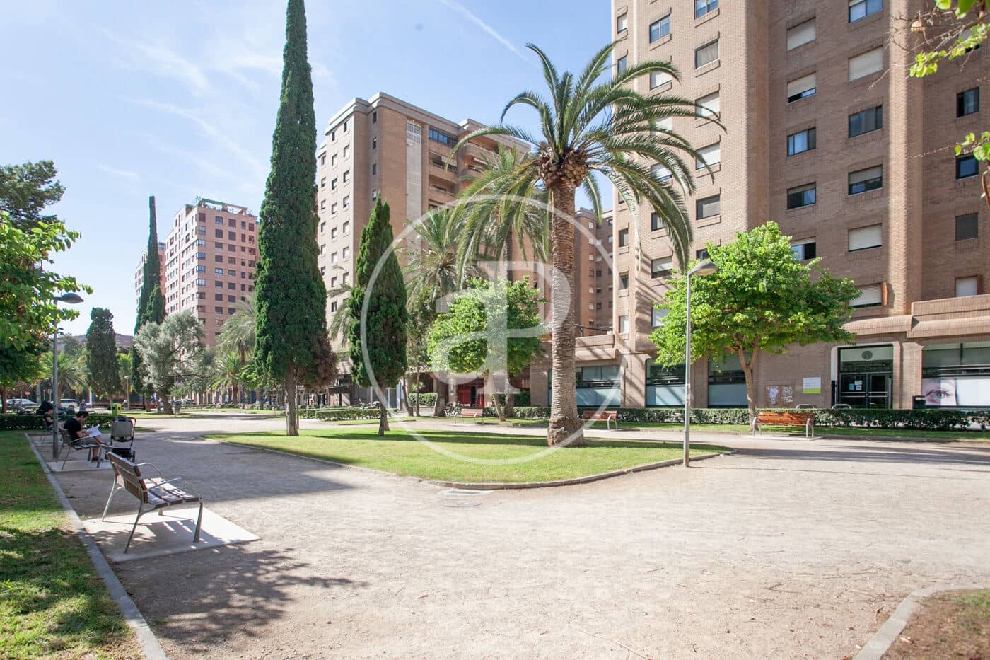 7 slaapkamer Appartement te koop in Valencia stad - € 500.000 (Ref: 9555961)
