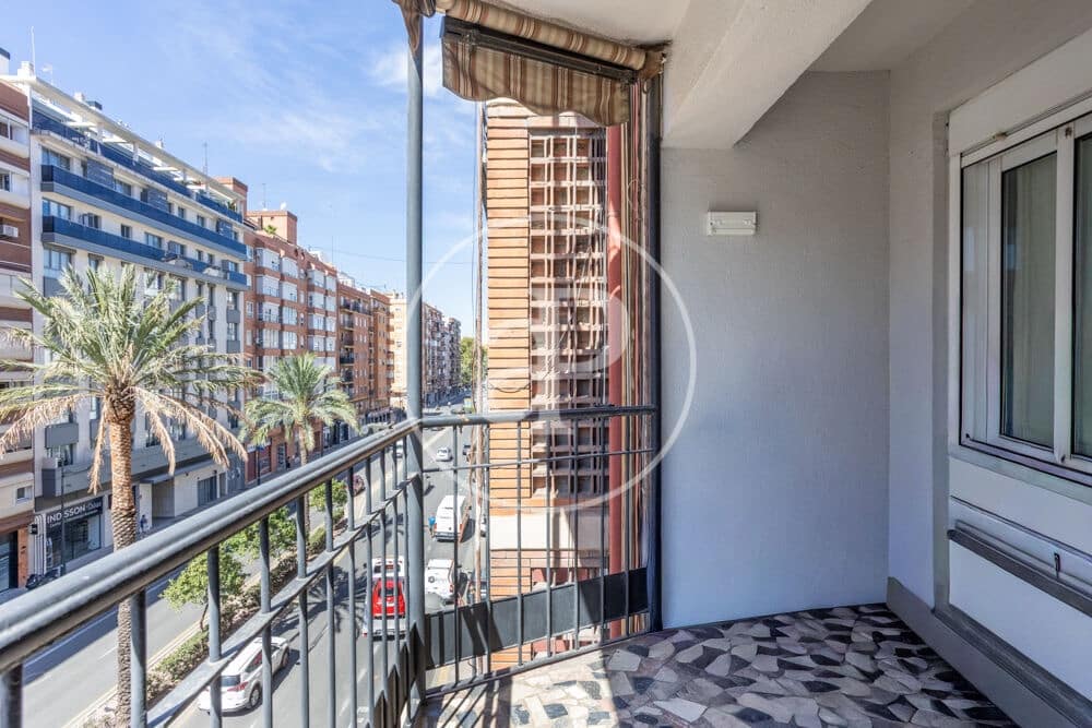 8 quarto Apartamento para venda em Valencia cidade - 450 000 € (Ref: 9555961)
