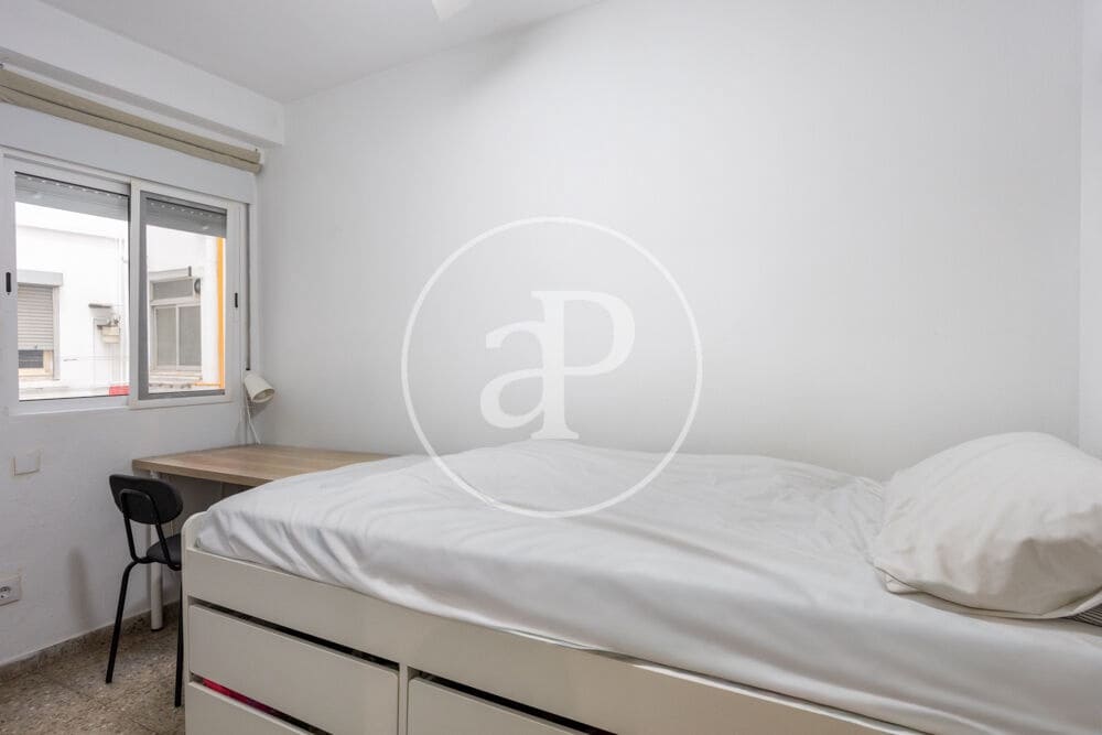 8 quarto Apartamento para venda em Valencia cidade - 450 000 € (Ref: 9555961)