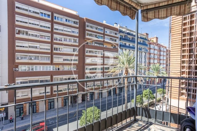 Apartamento de 8 habitaciones en Benimaclet, València ciudad en venta - 450.000 € (Ref: 9555961)
