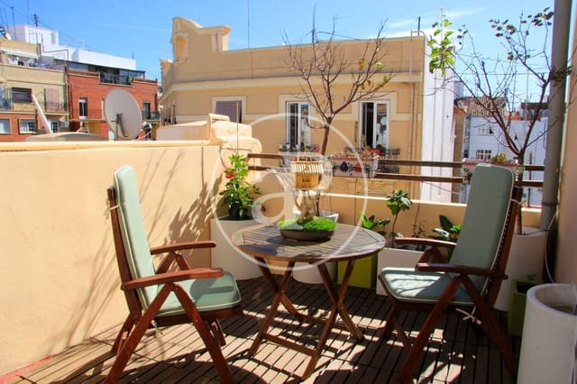 2 soverom Penthouse til leie i Russafa, Valencia by - € 1 400 (Ref: 9555963)