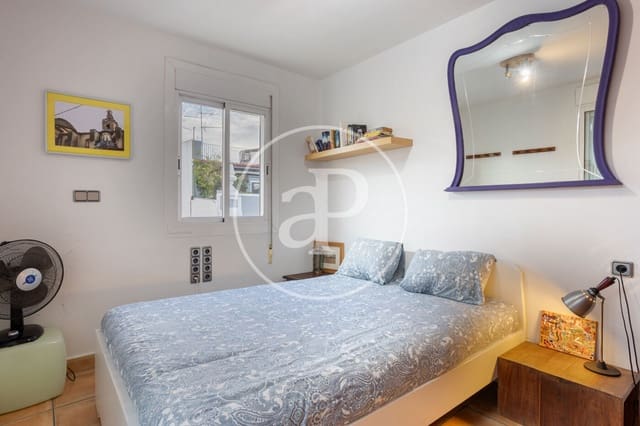 2 soveværelse Penthouse til leje i Russafa, Valencia by - € 1.400 (Ref: 9555963)