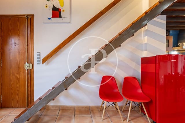 2 soveværelse Penthouse til leje i Russafa, Valencia by - € 1.400 (Ref: 9555963)