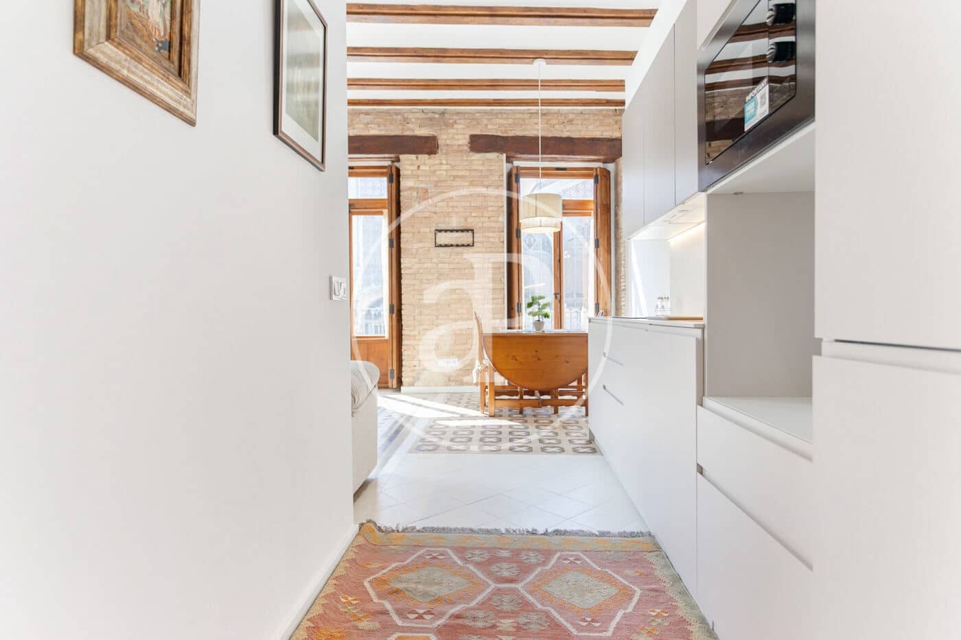 2 soverom Leilighet til leie i Valencia by - € 1 600 (Ref: 9561900)