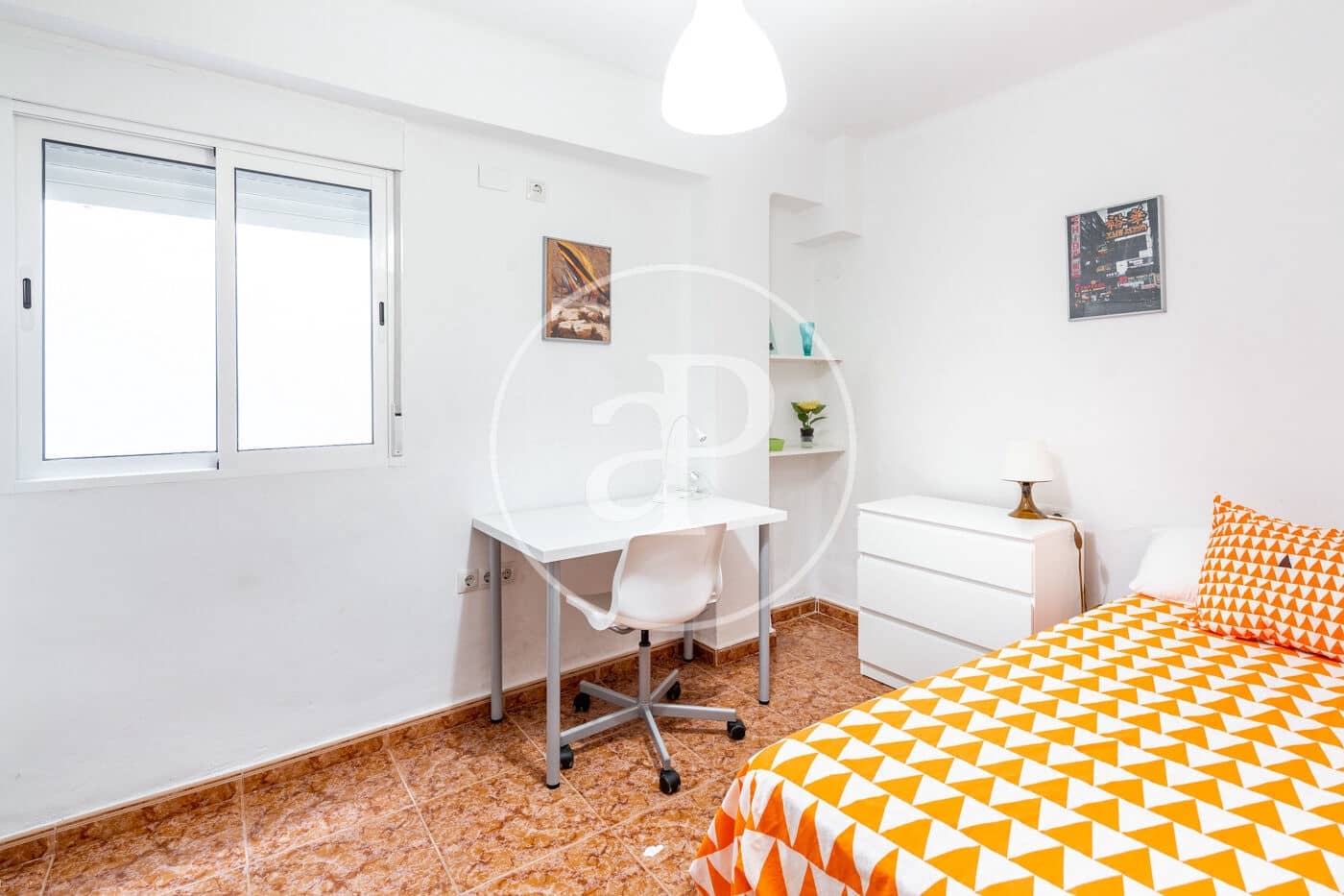 3 soveværelse Lejlighed til leje i Valencia by - € 1.350 (Ref: 9561904)