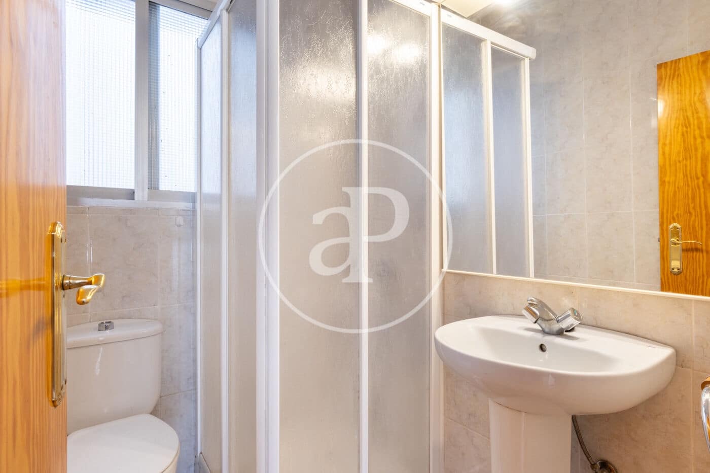 4 soveværelse Lejlighed til leje i Valencia by - € 1.800 (Ref: 9561906)