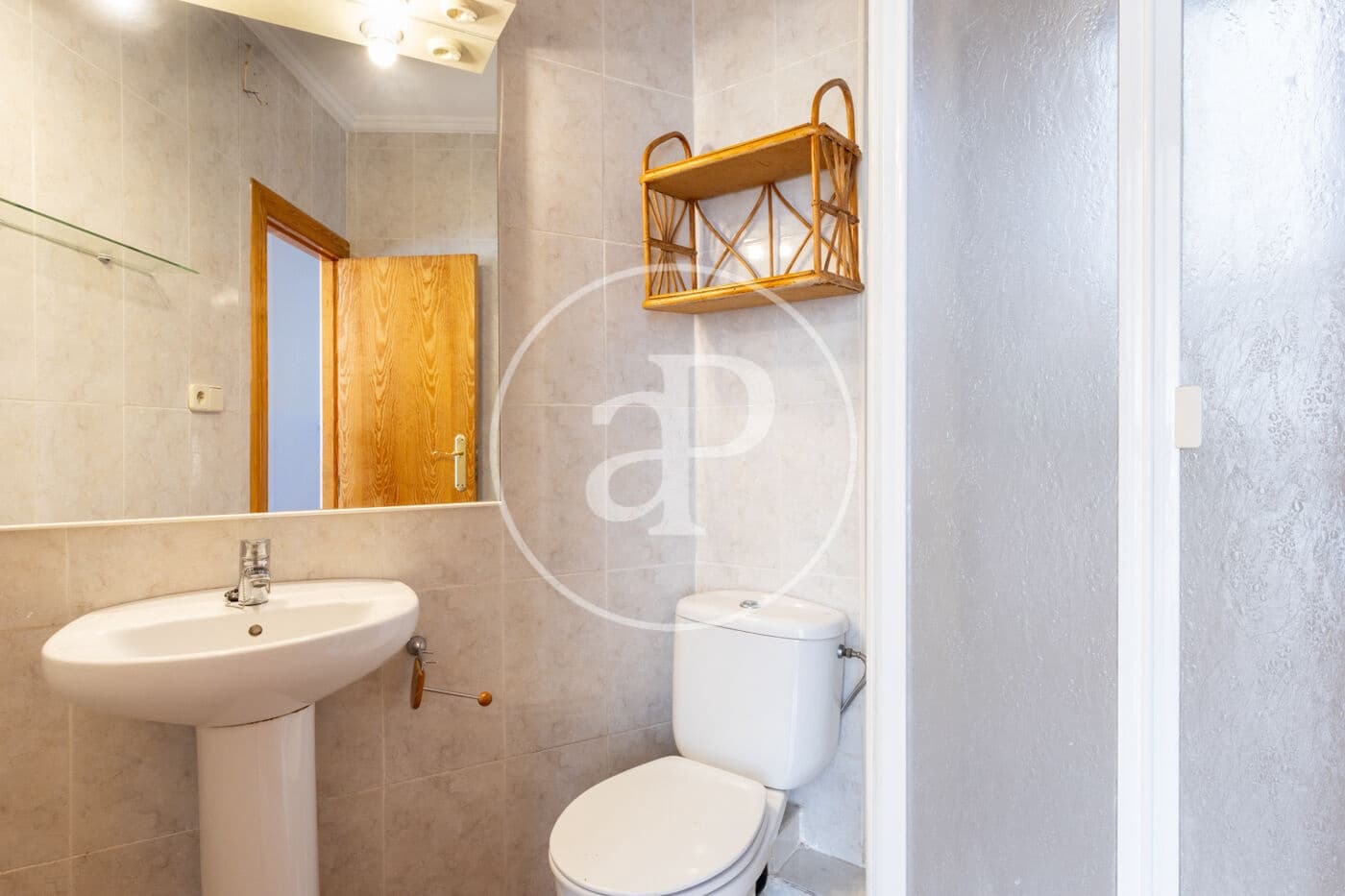 4 soveværelse Lejlighed til leje i Valencia by - € 1.800 (Ref: 9561906)