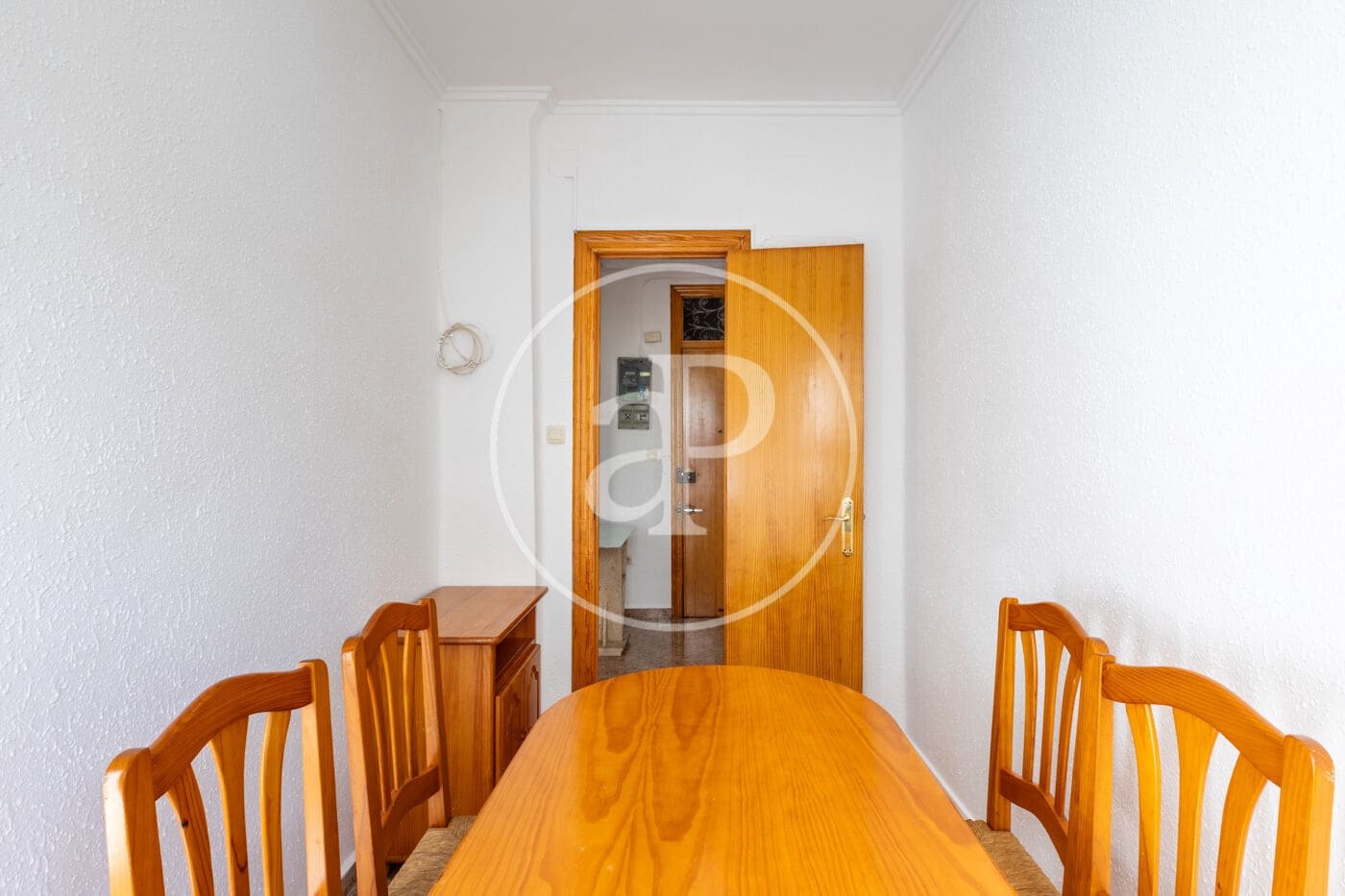 4 soveværelse Lejlighed til leje i Valencia by - € 1.800 (Ref: 9561906)