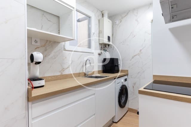 4 soveværelse Lejlighed til leje i Russafa, Valencia by - € 1.750 (Ref: 9561906)