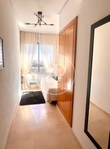 2 soveværelse Lejlighed til leje i Sant Pau, Valencia by med swimmingpool - € 1.650 (Ref: 9561907)