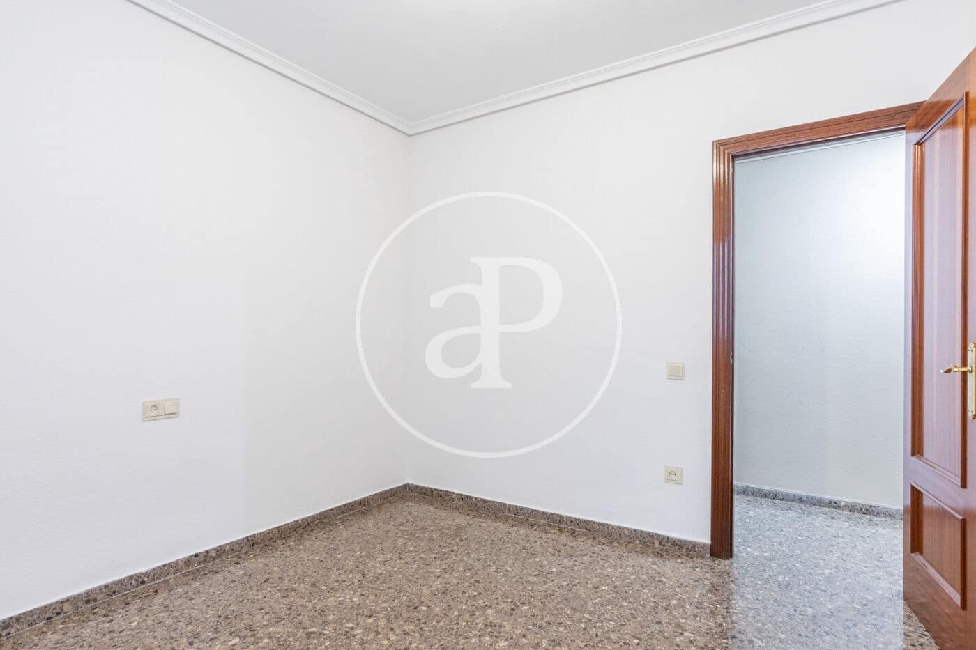 4 bedroom Apartment for rent in Valencia city - € 1,800 (Ref: 9565329)