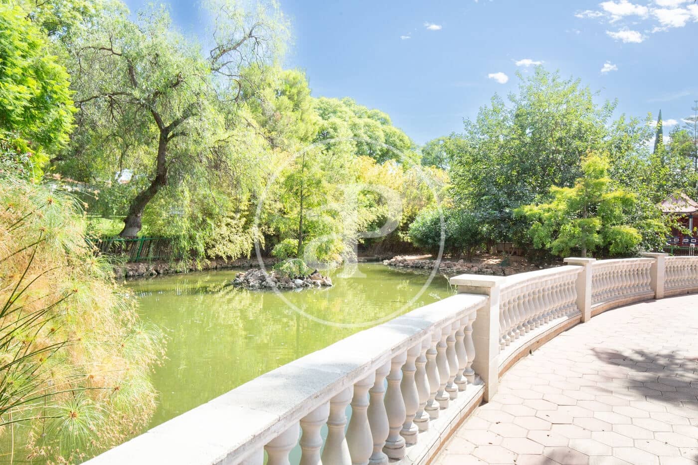 4 soveværelse Villa til salg i Valencia by med swimmingpool - € 1.380.000 (Ref: 9565330)