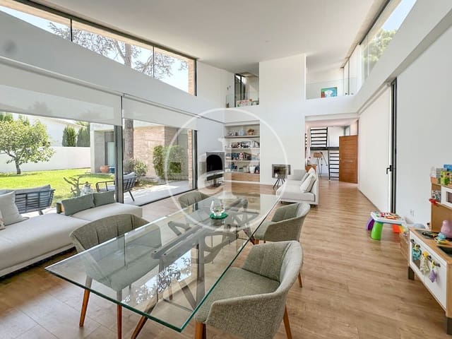 4 chambre Villa/Maison à vendre à Valence ville avec piscine - 1 380 000 € (Ref: 9565330)