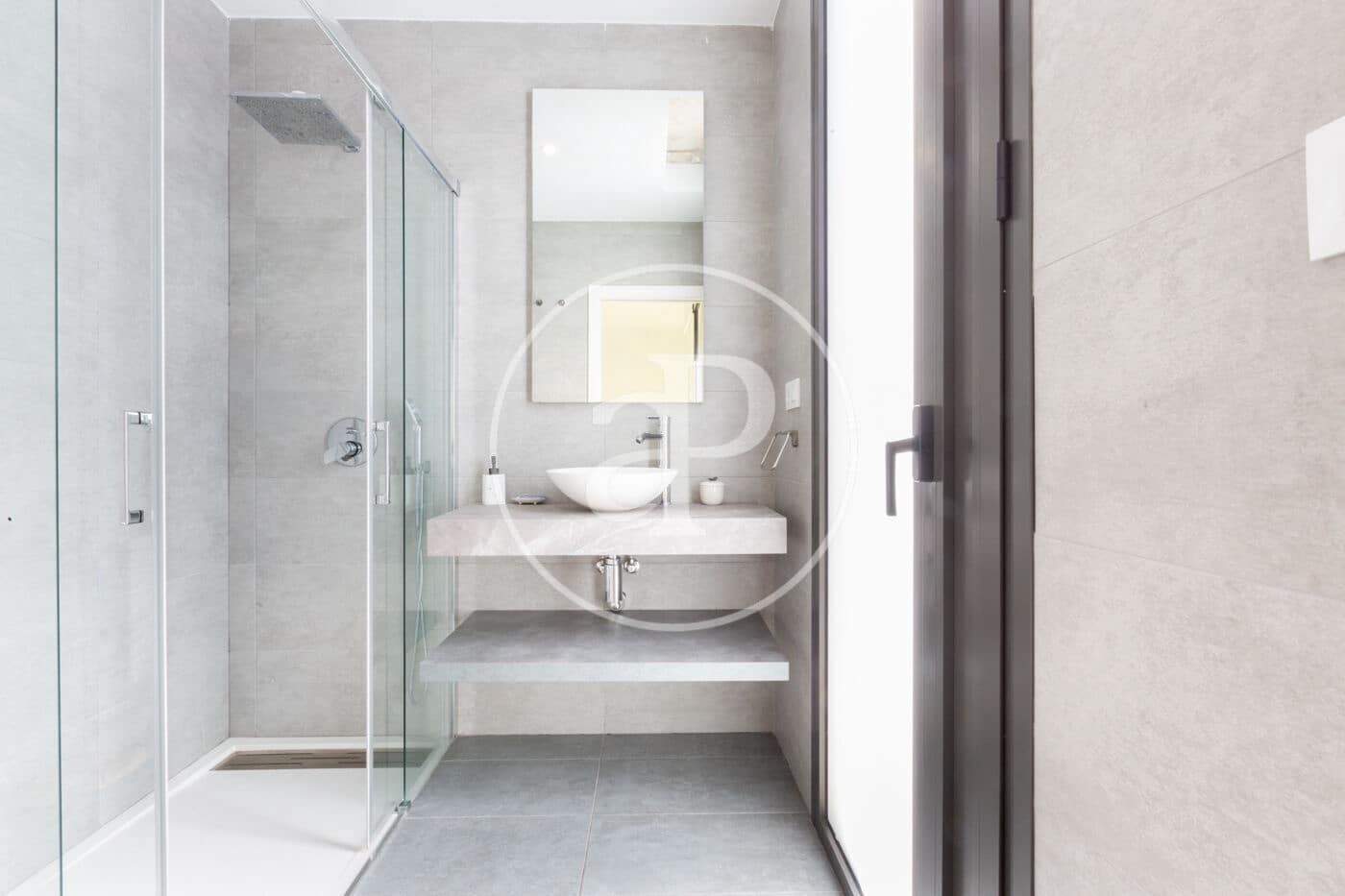 4 bedroom Villa for sale in Valencia city with pool - € 1,380,000 (Ref: 9565330)