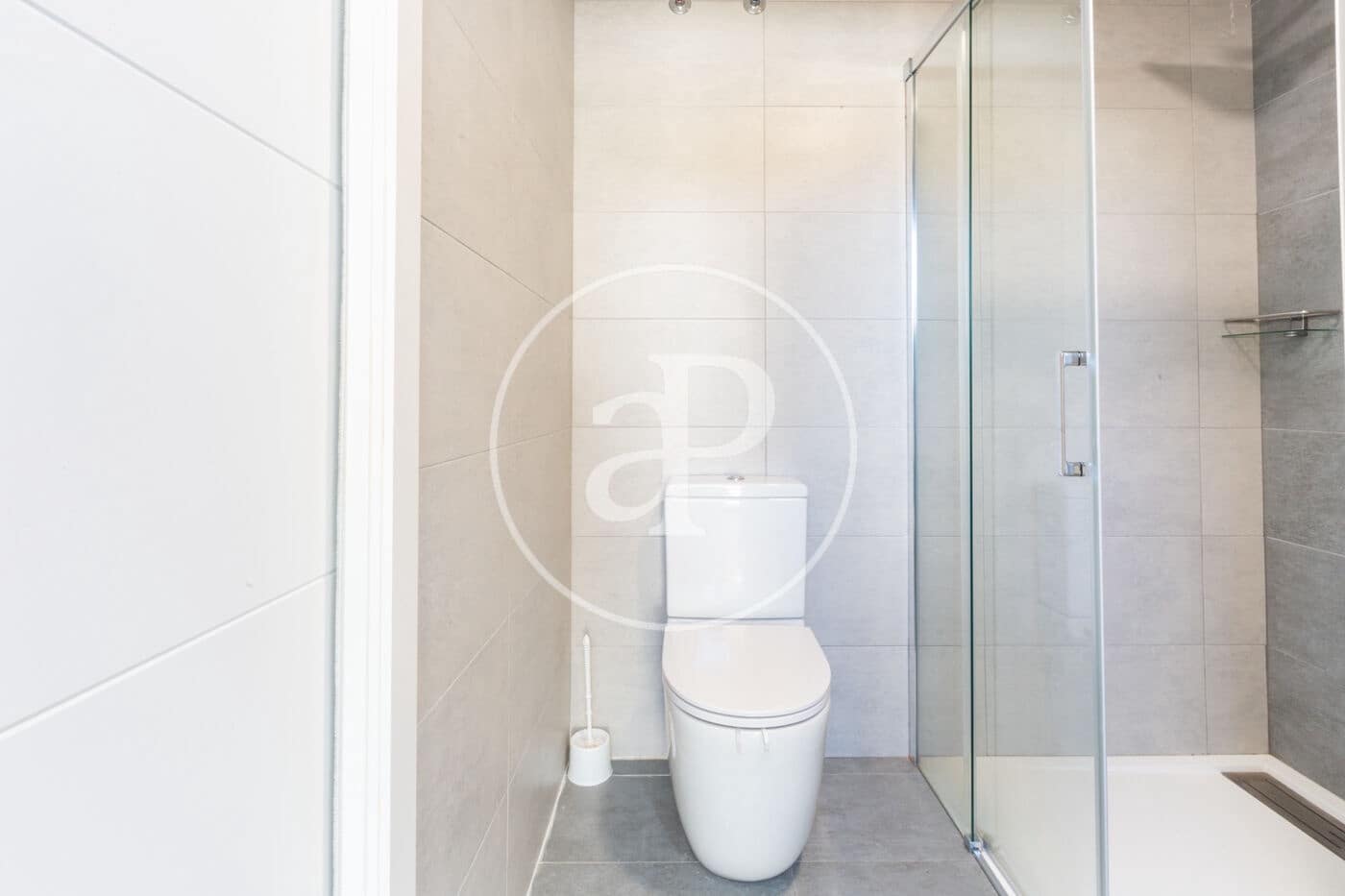 4 bedroom Villa for sale in Valencia city with pool - € 1,380,000 (Ref: 9565330)