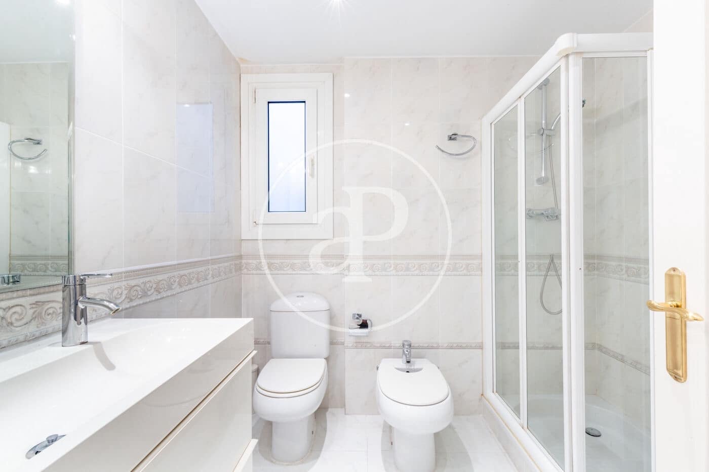 2 soveværelse Lejlighed til leje i Valencia by - € 2.400 (Ref: 9565331)