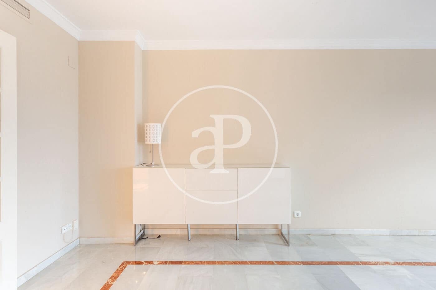 2 soveværelse Lejlighed til leje i Valencia by - € 2.400 (Ref: 9565331)